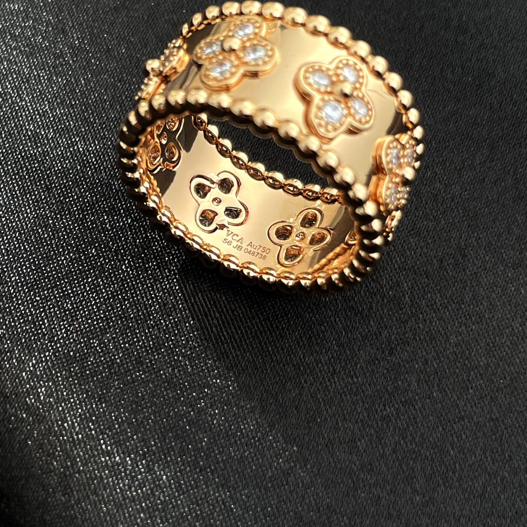 ¡®Veyra Jewelry¡¯PERLEE DIAMOND LARGE RING