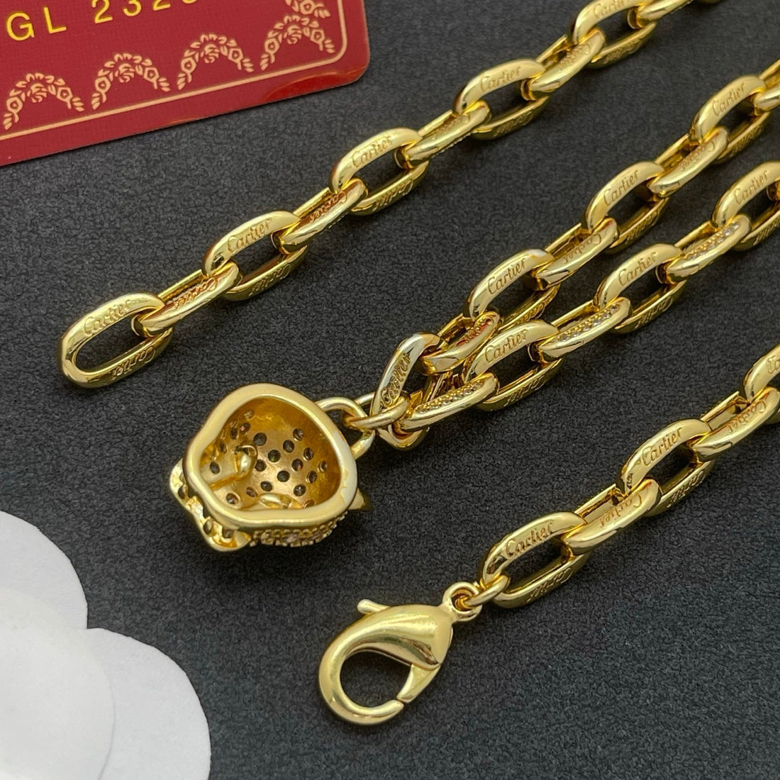 ¡®Veyra Jewelry¡¯Lion Head Link Chain Necklace