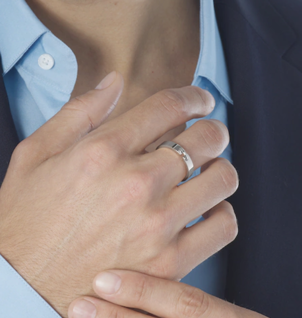 ¡®Veyra Jewelry¡¯ALLIANCE LIENS VIDENCE 4MM RING