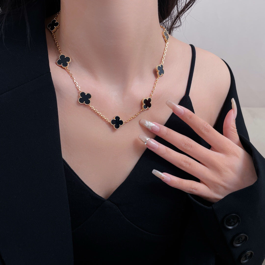 ¡®Veyra Jewelry¡¯CLOVER 10 MOTIFS ONYX NECKLACE