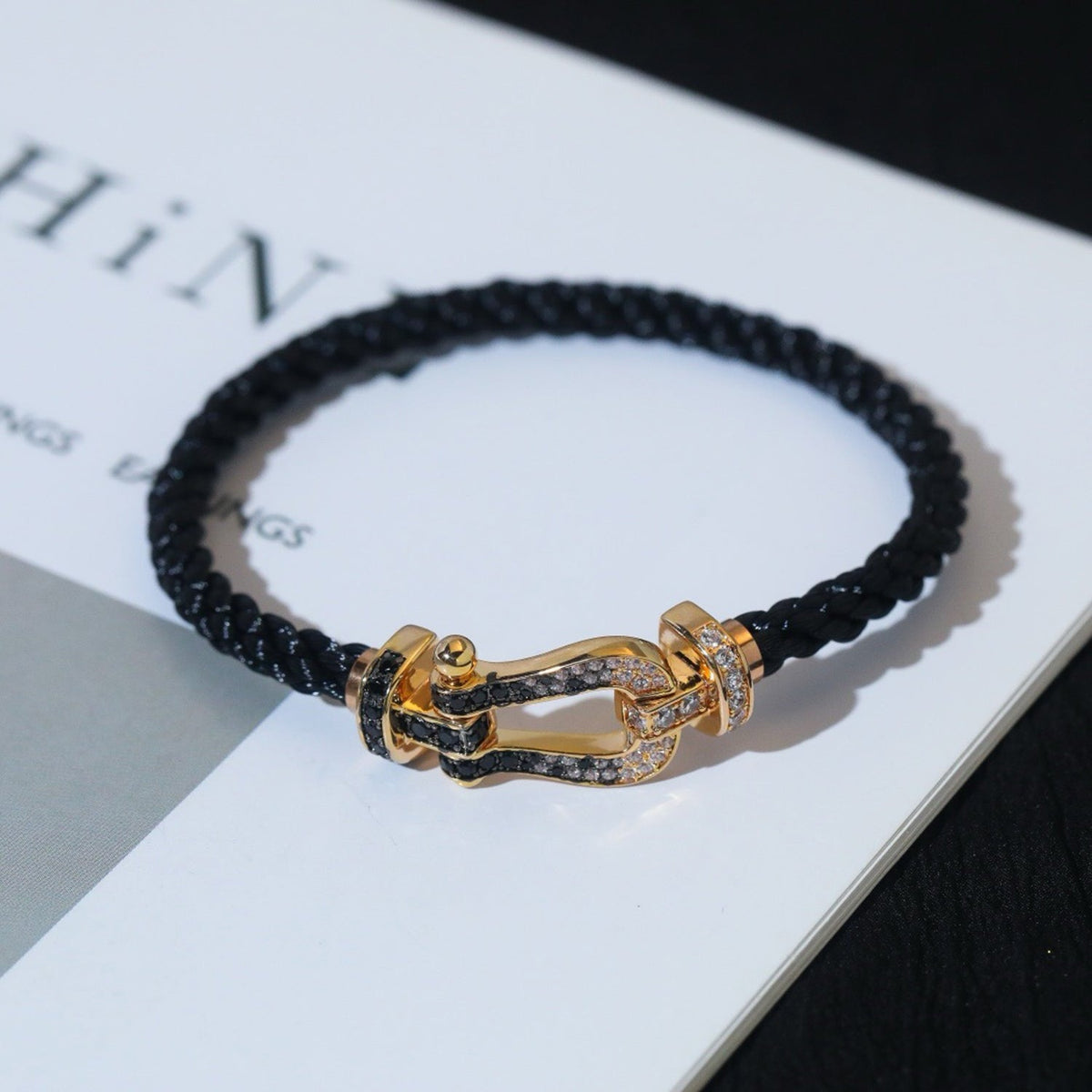 ¡®Veyra Jewelry¡¯FORCE LARGE HORSESHOE BLACK WHITE DIAMOND BRACELET ROSE GOLD