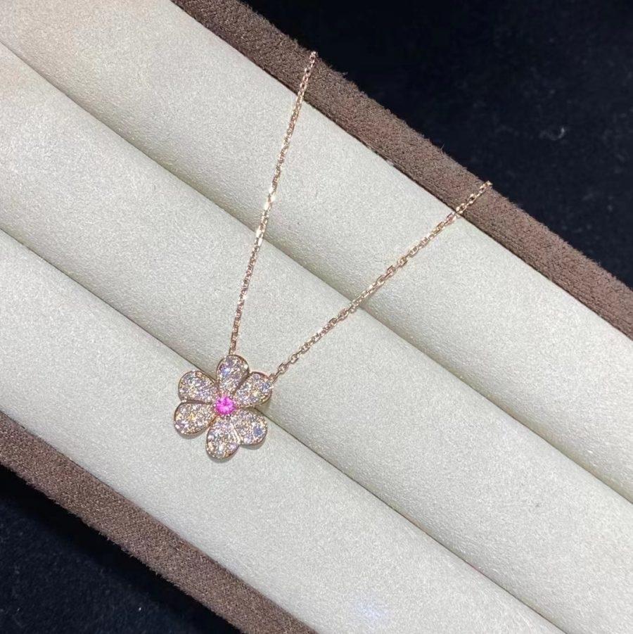 ¡®Veyra Jewelry¡¯FRIVOLE ROSE GOLD FLOWER DIAMOND NECKLACE