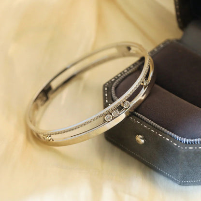 [Veyra Jewelry]Move Romane Diamond Bangle Bracelet