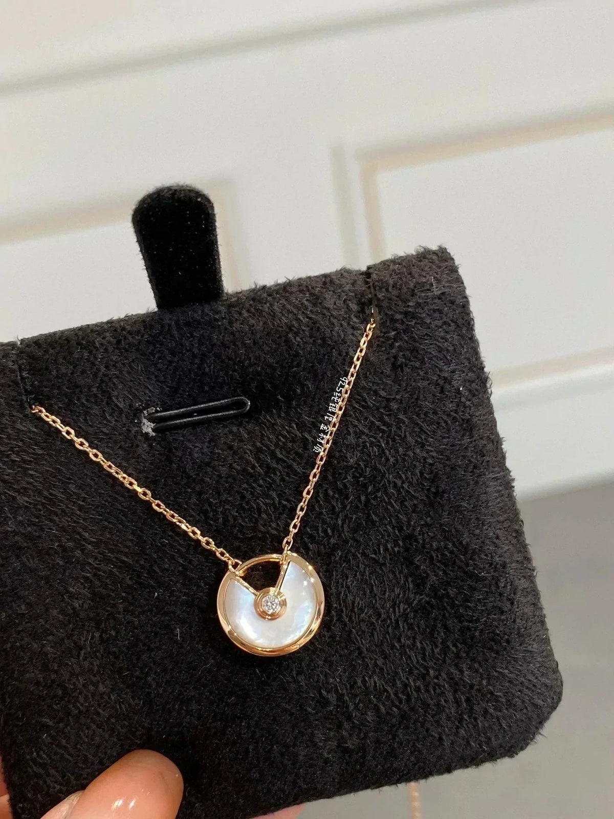 ¡®Veyra Jewelry¡¯AMULETTE ROSE GOLD MOP NECKLACE