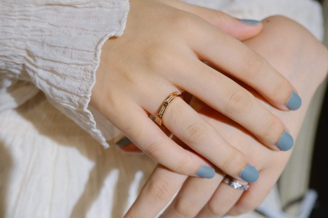 ¡®Veyra Jewelry¡¯LOVE RING 2.65MM DIAMOND