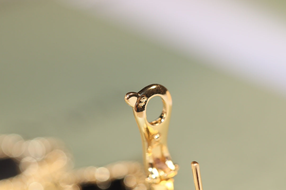 ¡®Veyra Jewelry¡¯CLOVER EARRINGS GOLD ONYX MOP 3 MOTIF