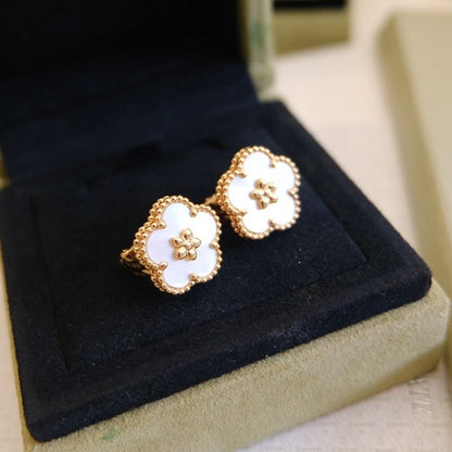 ¡®Veyra Jewelry¡¯LUCKY PINK GOLD WHITE MOP EARRINGS