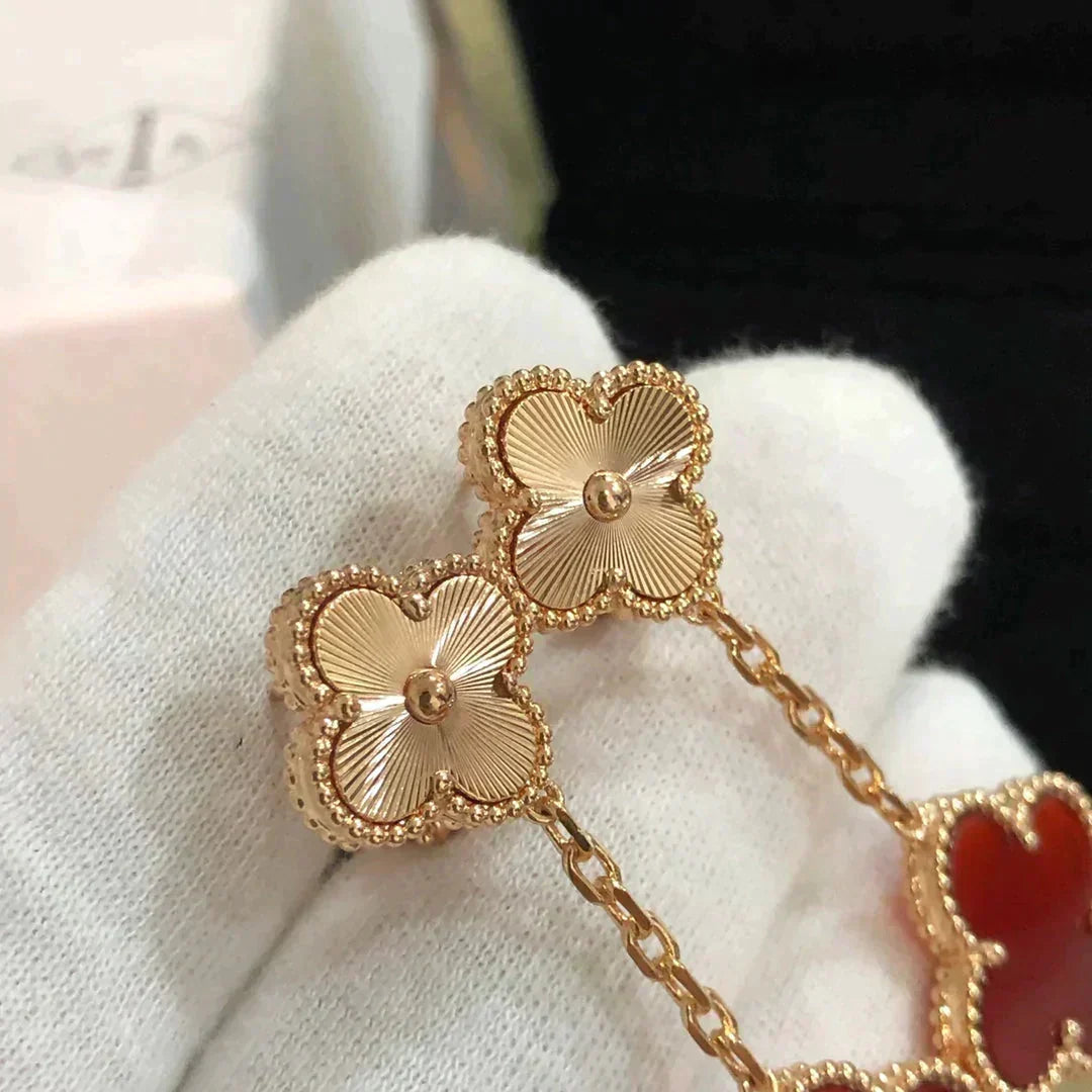 ¡®Veyra Jewelry¡¯CLOVER 2 MOTIF  LASER CARNELIAN EARRINGS