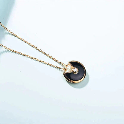 ¡®Veyra Jewelry¡¯AMULETTE GOLD CARNELIAN ONYX NECKLACE