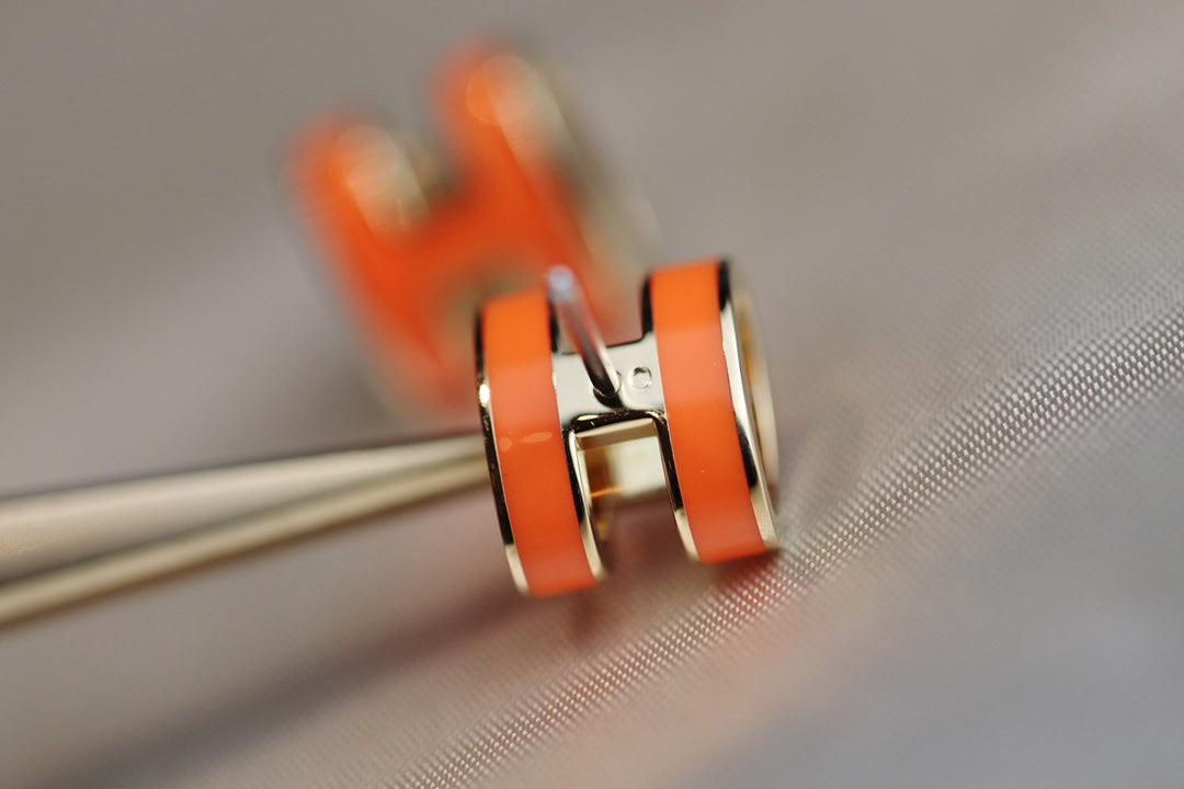 ¡®Veyra Jewelry¡¯MINI POP H EARRINGS ORANGE