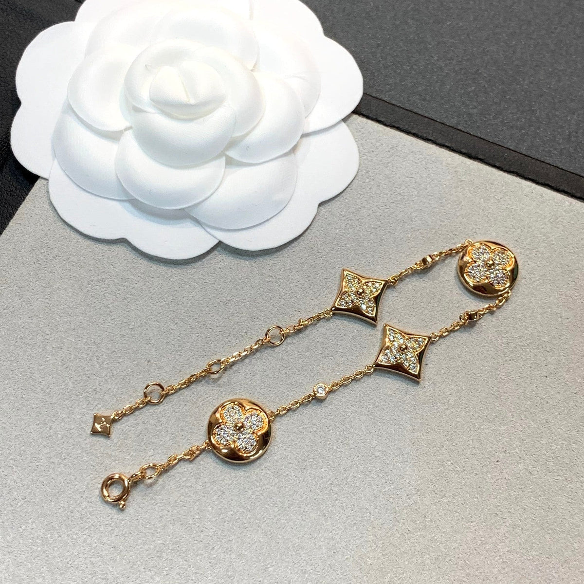 ¡®Veyra Jewelry¡¯STAR AND SUN 4 MOTIFS GOLD DIAMONDS BRACELET