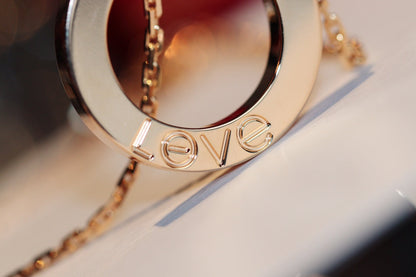 ¡®Veyra Jewelry¡¯LOVE NECKLACE 16MM 6 DIAMONDS PINK GOLD