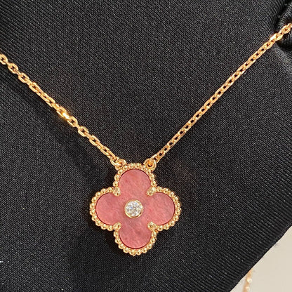¡®Veyra Jewelry¡¯CLOVER 15MM DIAMOND RHODONITE NECKLACE