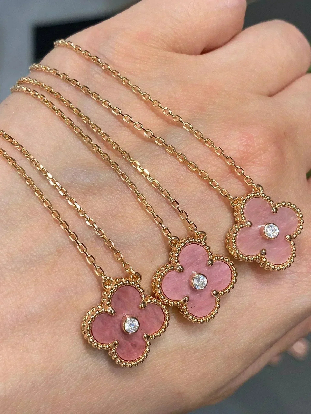 ¡®Veyra Jewelry¡¯CLOVER 15MM DIAMOND RHODONITE NECKLACE