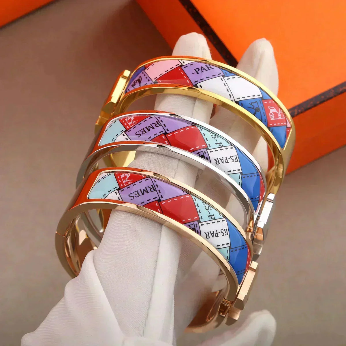 ¡®Veyra Jewelry¡¯H BRACELET DOTTED BORDER 12MM