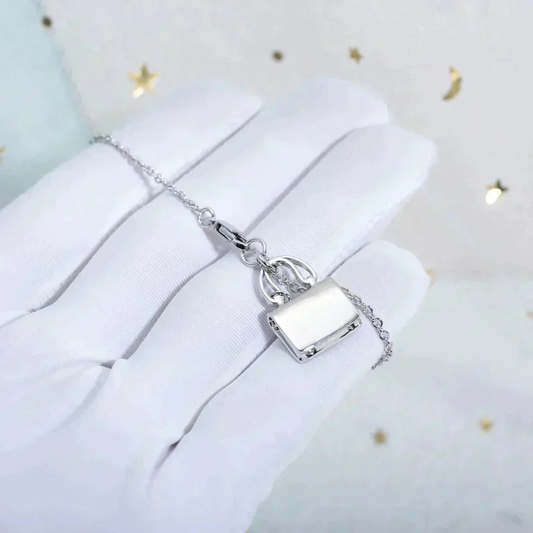 ¡®Veyra Jewelry¡¯AMULETTE PEDANT SILVER NECKLACE
