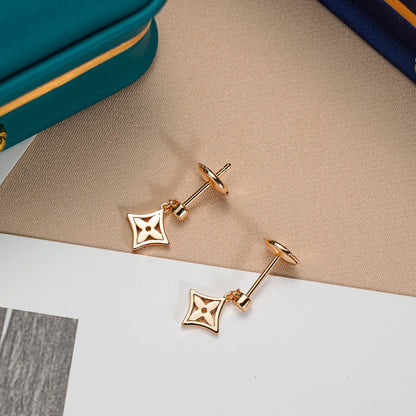 ¡®Veyra Jewelry¡¯STAR EARRINGS GOLD