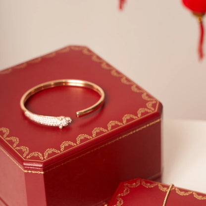 ¡®Veyra Jewelry¡¯PANTHERE ROSE GOLD DIAMOND OPEN BRACELET