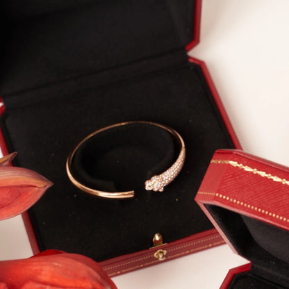 ¡®Veyra Jewelry¡¯PANTHERE ROSE GOLD DIAMOND OPEN BRACELET