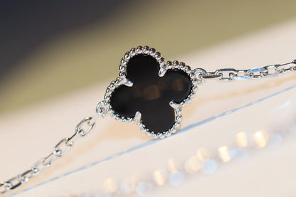 ¡®Veyra Jewelry¡¯CLOVER 20 MOTIFS ONYX DIAMOND SILVER