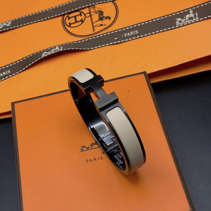 ¡®Veyra Jewelry¡¯H BRACELET 12MM BLACK BEIGE CERAMIC
