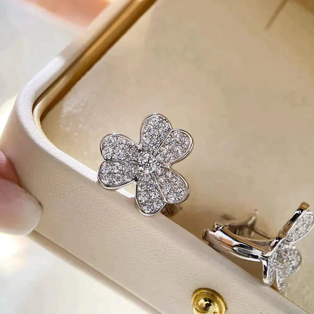 ¡®Veyra Jewelry¡¯CLOVER COMOS DIAMOND EARRINGS SILVER