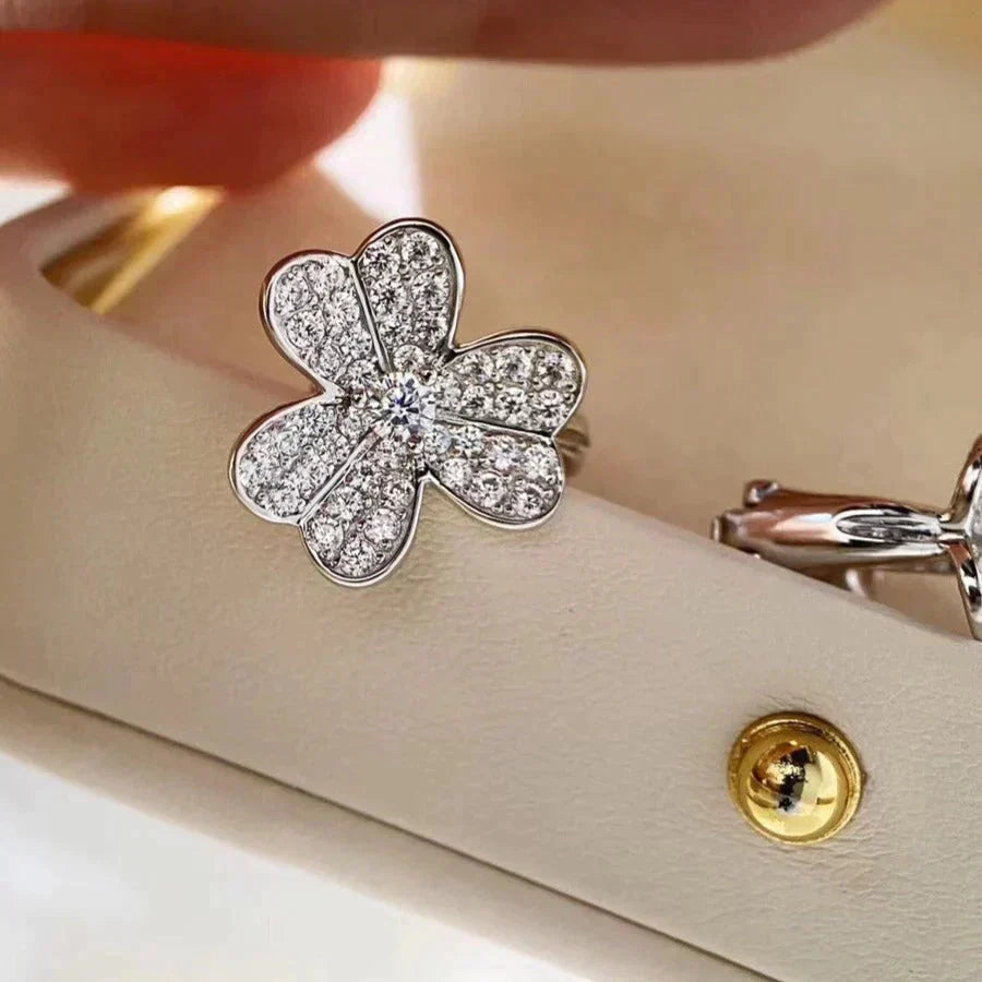 ¡®Veyra Jewelry¡¯CLOVER COMOS DIAMOND EARRINGS SILVER