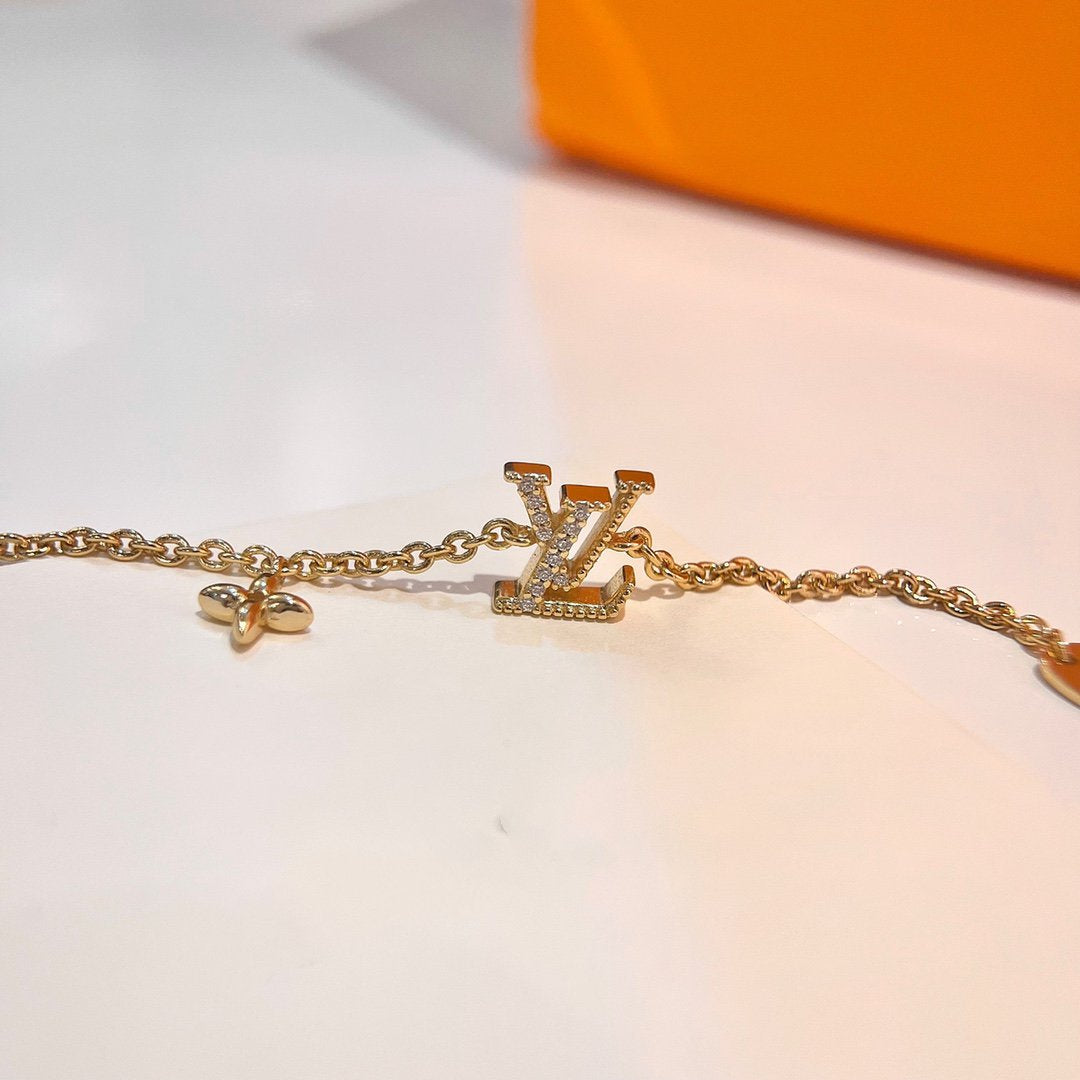 ¡®Veyra Jewelry¡¯LOGO STAR MOTIF GOLD BRACELET