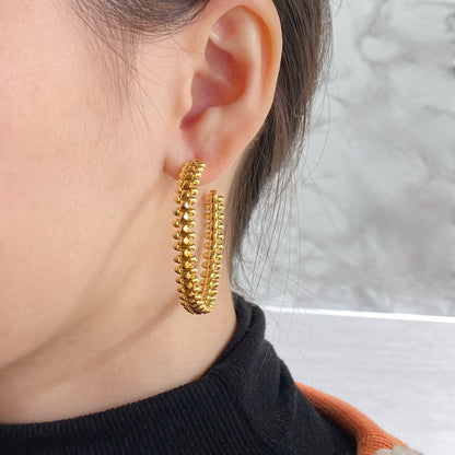 ¡®Veyra Jewelry¡¯CLASH LARGE HOOP EARRINGS