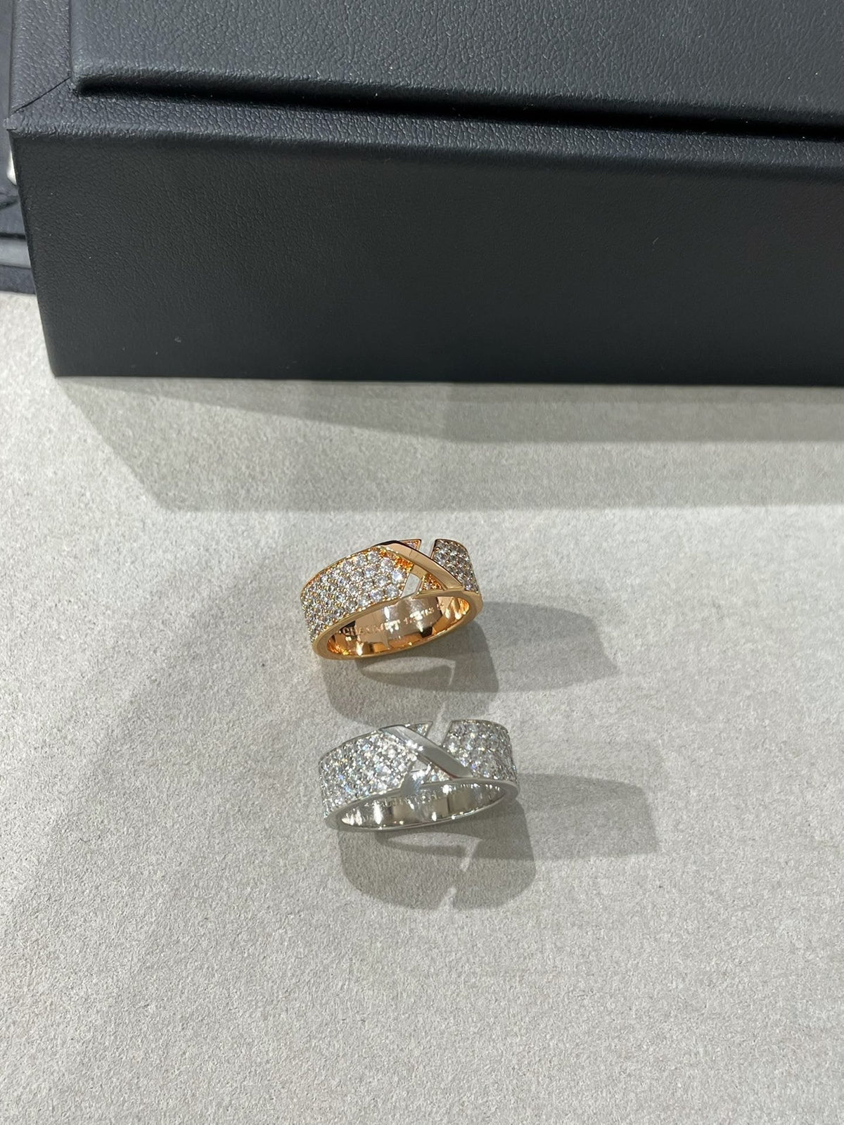 ¡®Veyra Jewelry¡¯LIENS EVIDENCE  DIAMOND PAVED RING