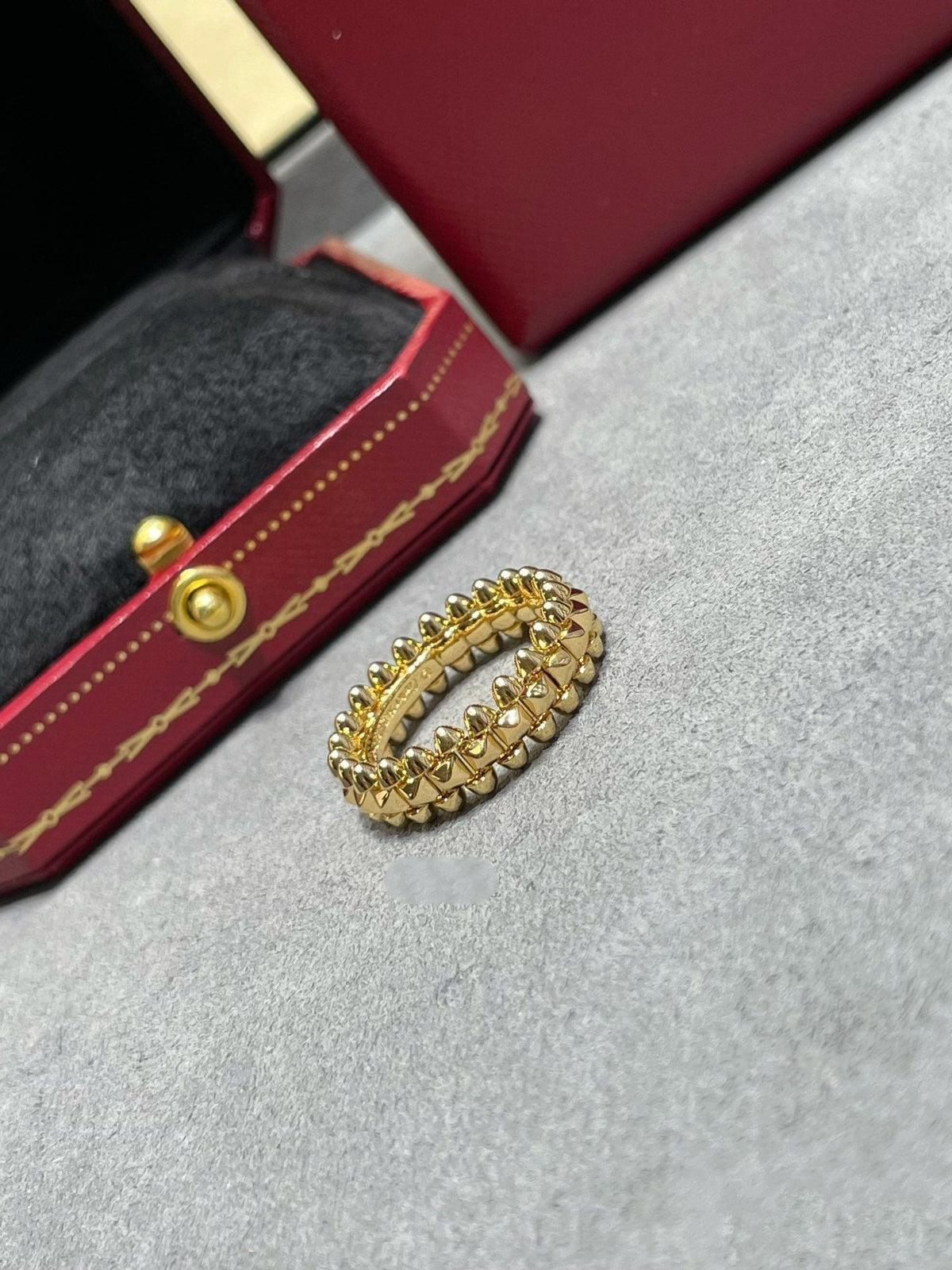 ¡®Veyra Jewelry¡¯CLASH 5.5MM RING
