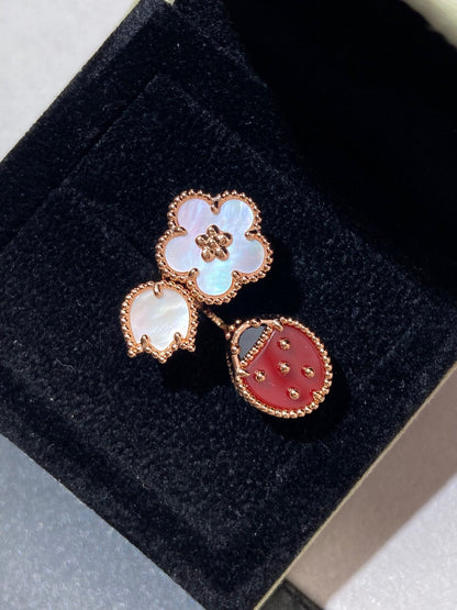 ¡®Veyra Jewelry¡¯LUCKY 3 MOTIF ROSE GOLD RING