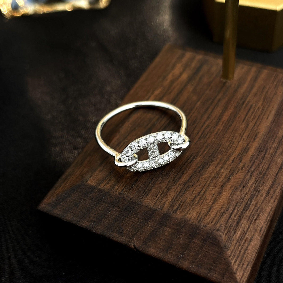¡®Veyra Jewelry¡¯RONDE SMALL SILVER DIAMOND RING