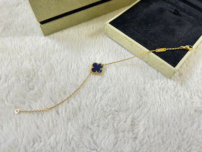 ¡®Veyra Jewelry¡¯CLOVER 1 MOTIF PIETERSITE BRACELET