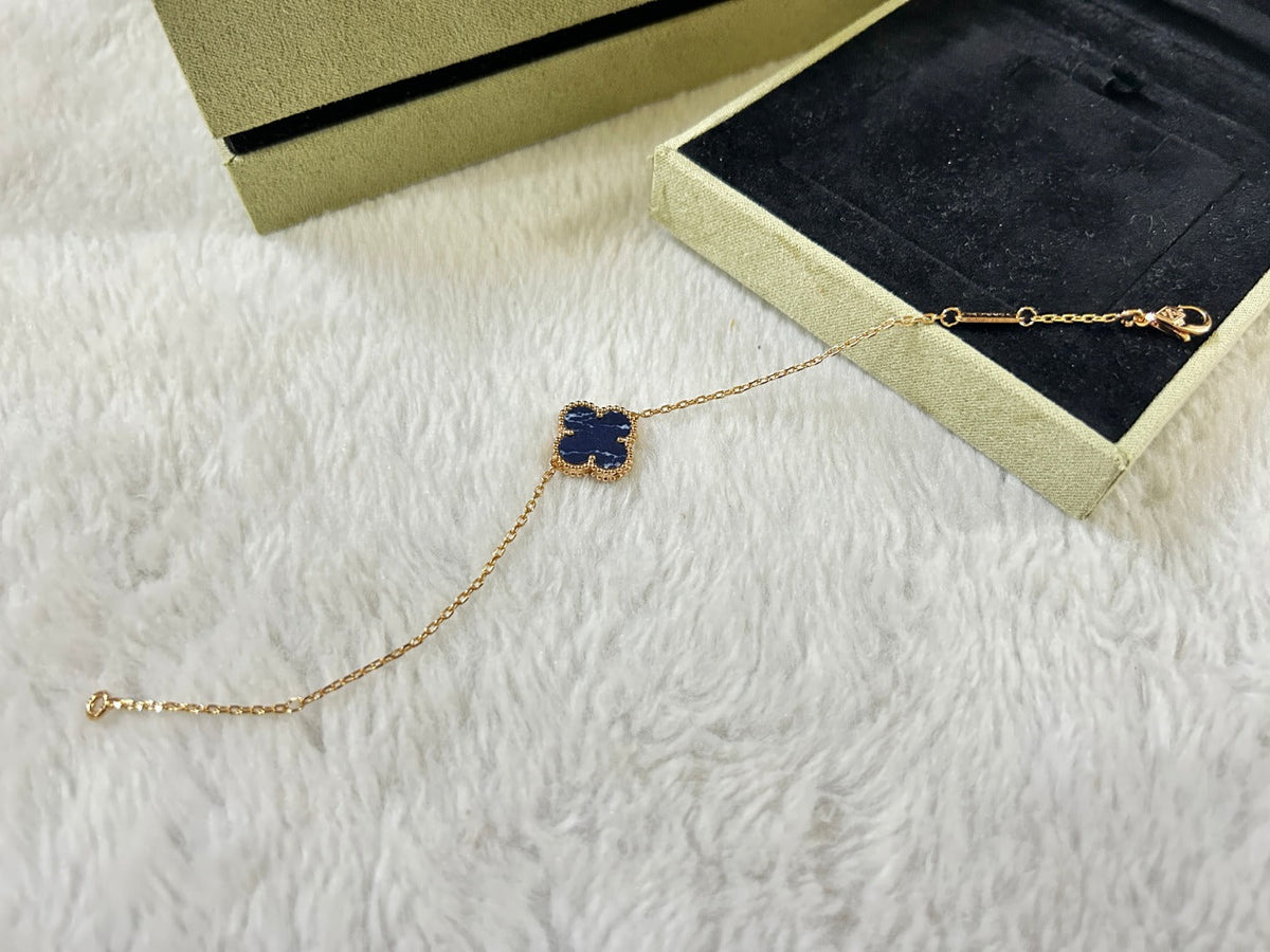 ¡®Veyra Jewelry¡¯CLOVER 1 MOTIF PIETERSITE BRACELET