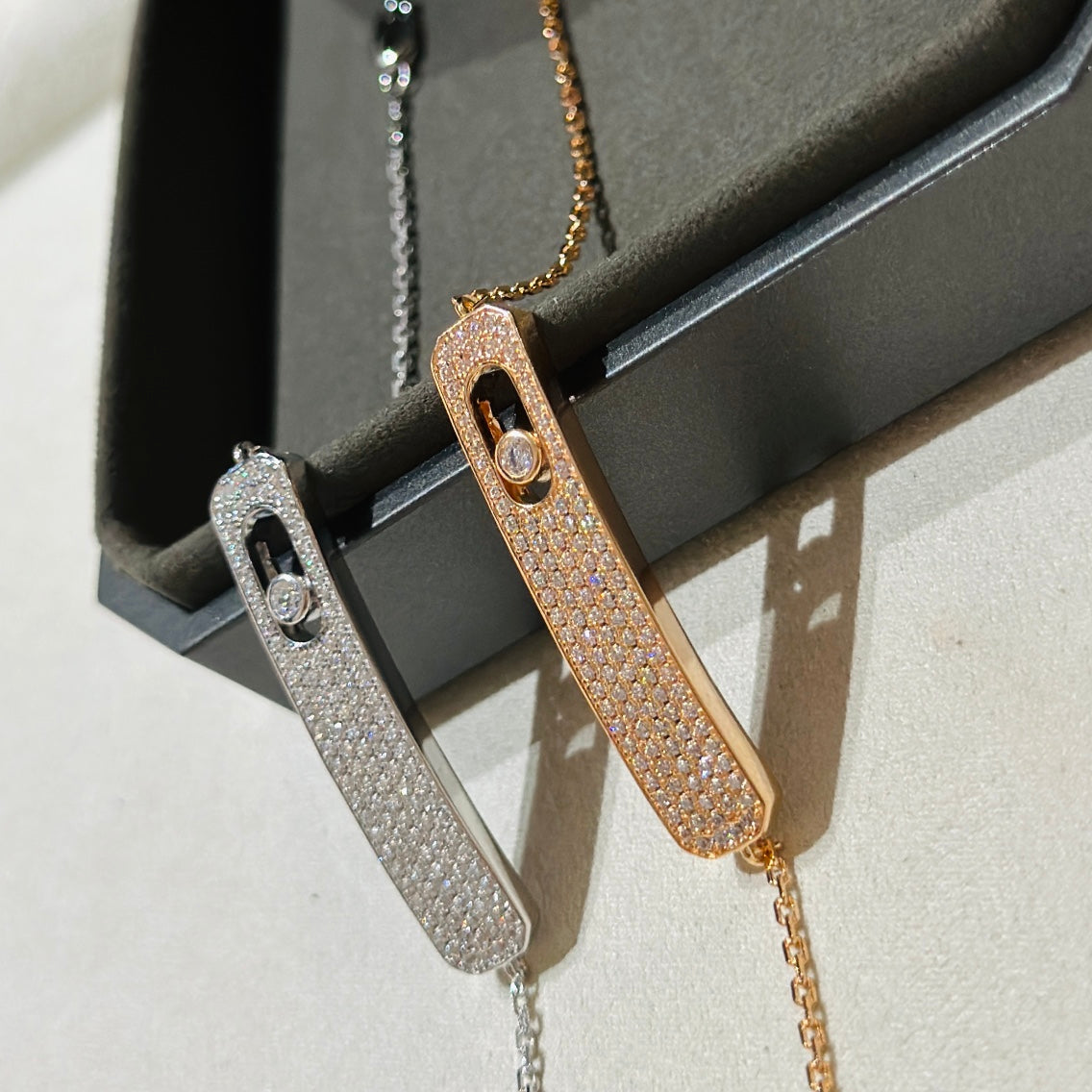 [Veyra Jewelry]MOVE CLASSIQUE DIAMOND PAVED BRACELET(Adjustable)
