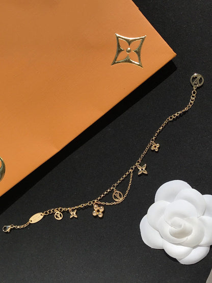 ¡®Veyra Jewelry¡¯BLOOMING PINK GOLD MOP BRACELET