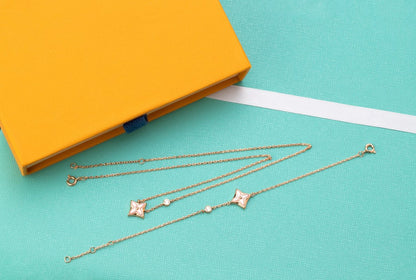 ¡®Veyra Jewelry¡¯STAR PINK MOP 1 DIAMOND PINK GOLD NECKLACE