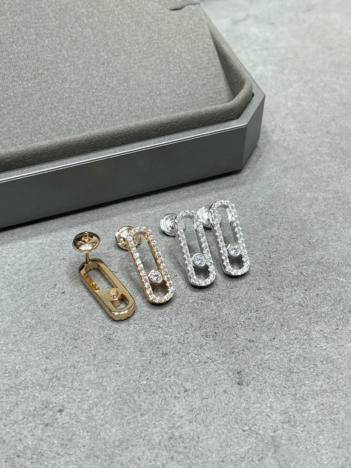 [Veyra Jewelry]MOVE UNO STUD DIAMOND PAVED EARRINGS