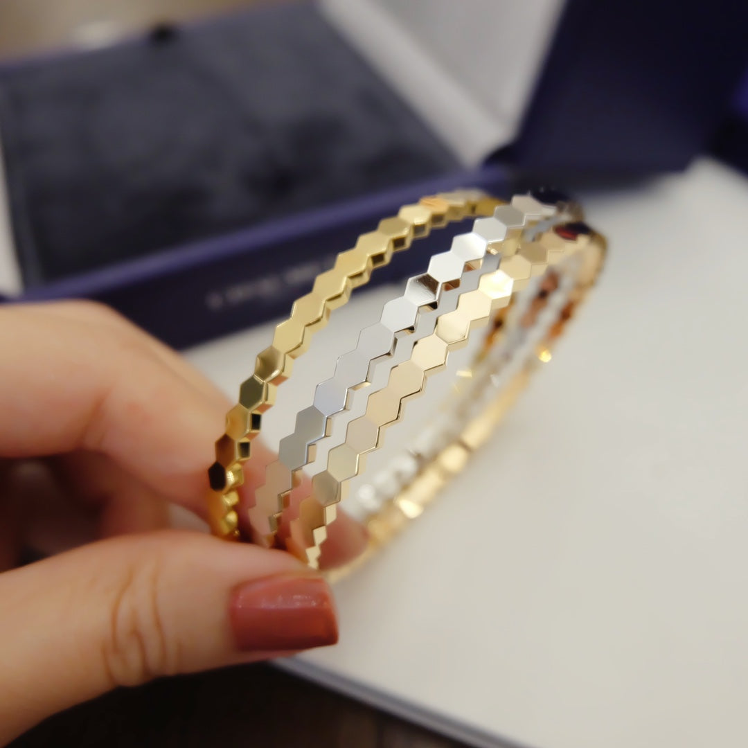 ¡®Veyra Jewelry¡¯BEE LOVE BRACELET
