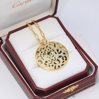 ¡®Veyra Jewelry¡¯Openwork Round Pendant Necklace