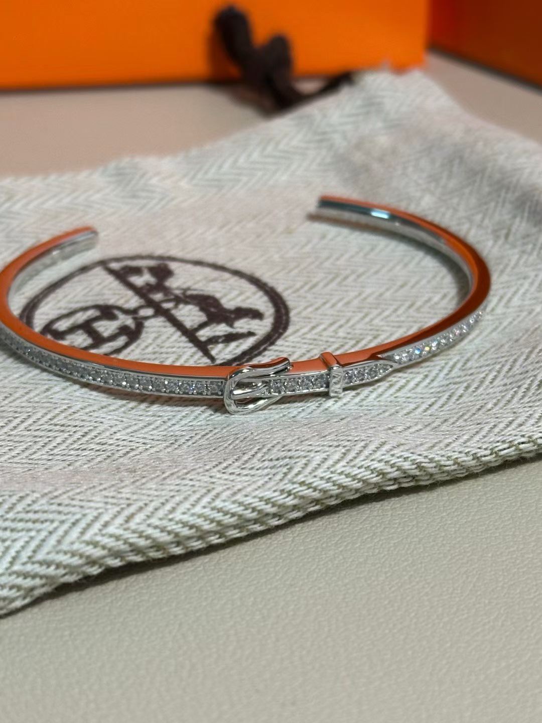 [Veyra Jewelry] DIAMOND-ENCRUSTED BRACELET THREE COLORS
