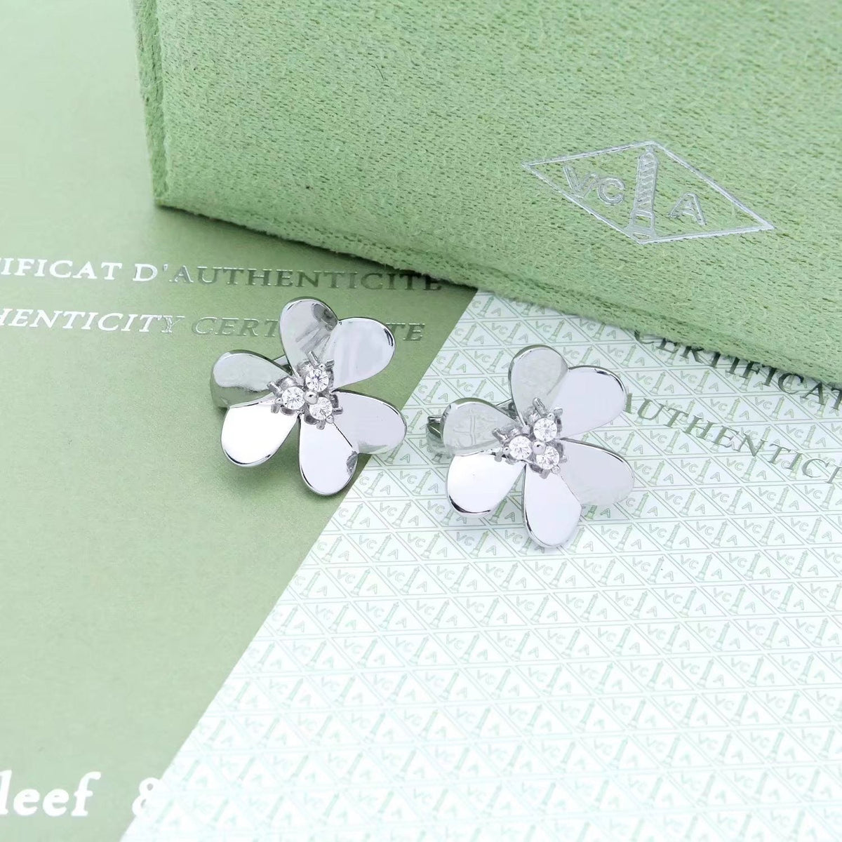 ¡®Veyra Jewelry¡¯FRIVOLE EARRINGS- LARGE MODEL