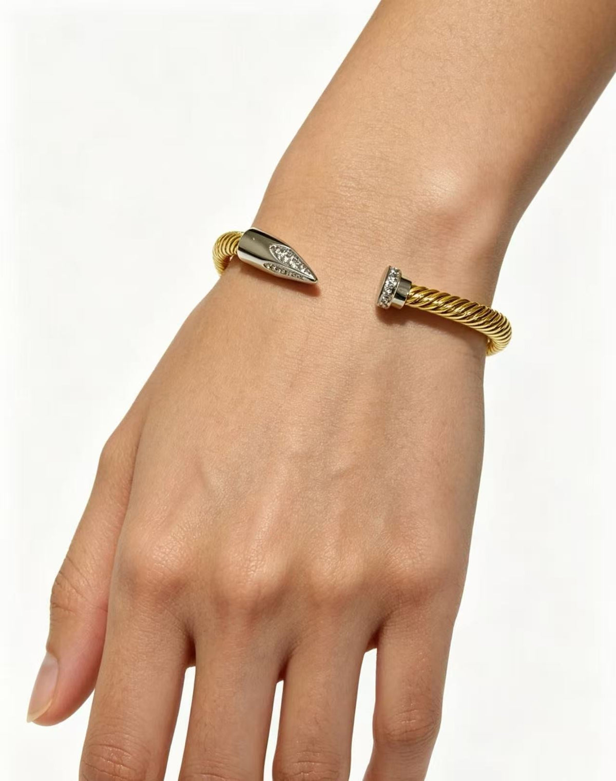 [Veyra Jewelry]Open threaded nail bracelet