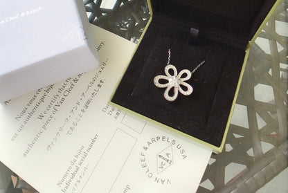 [Veyra Jewelry] Full diamond sunflower flower necklace