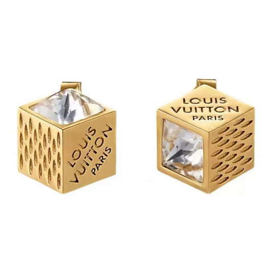 [Veyra Jewelry]Diamond Stud Earrings