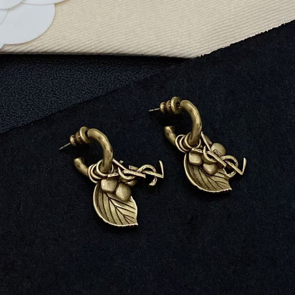 [Veyra Jewelry]Double-Chain Disc Pendant Necklace