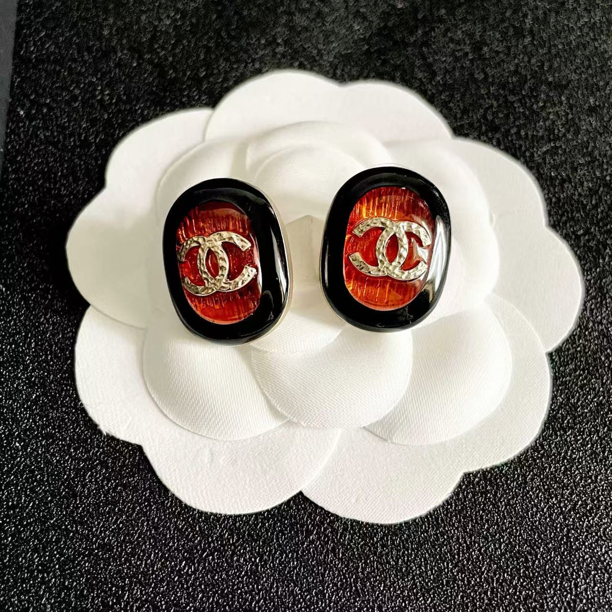 [Veyra Jewelry]Amber & Glass Stud Earrings