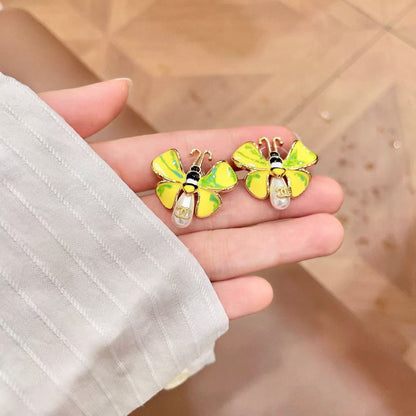 [Veyra Jewelry] Ladybug Enamel & Faux Pearl Clip-On Earrings