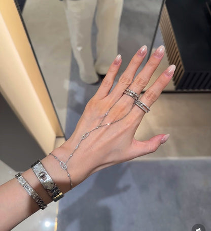 [Veyra Jewelry] Flexible Arm Chain Bracelet with Sliding Diamonds